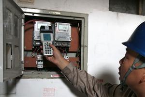 電工幫人改裝電表竊電23萬度 6分鐘1個賺1500元